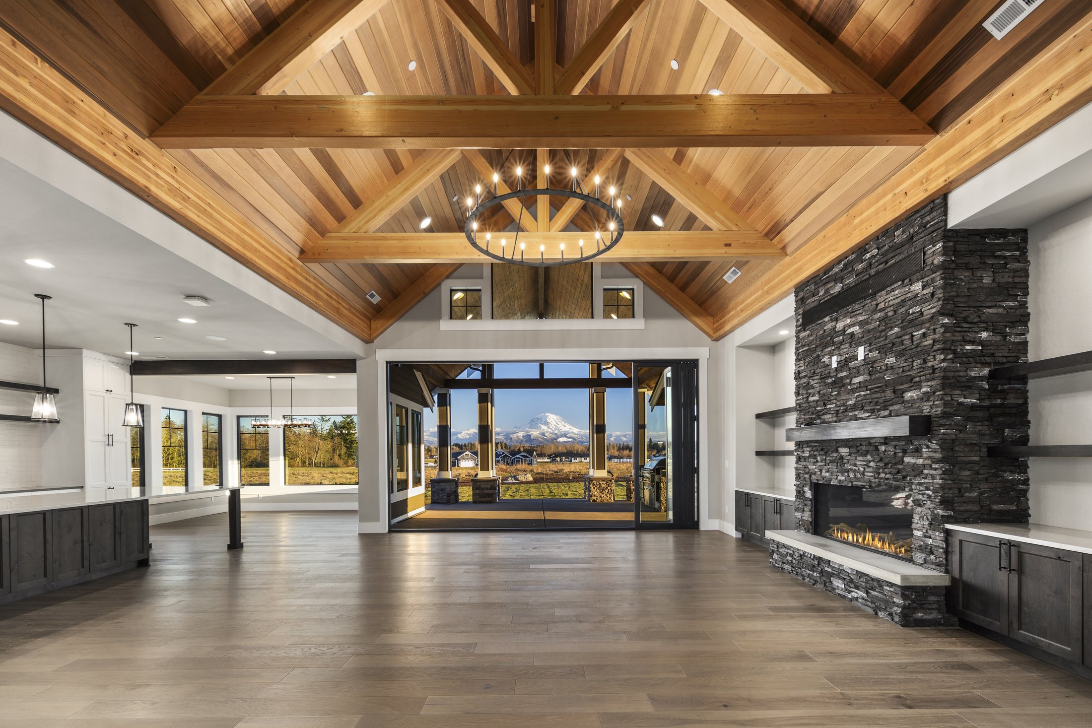 Bonney Lake Estates Home 01, photo 2
