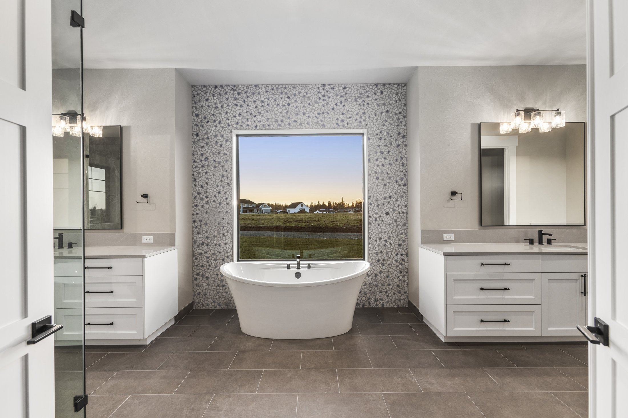 Bonney Lake Estates Home 01, photo 4