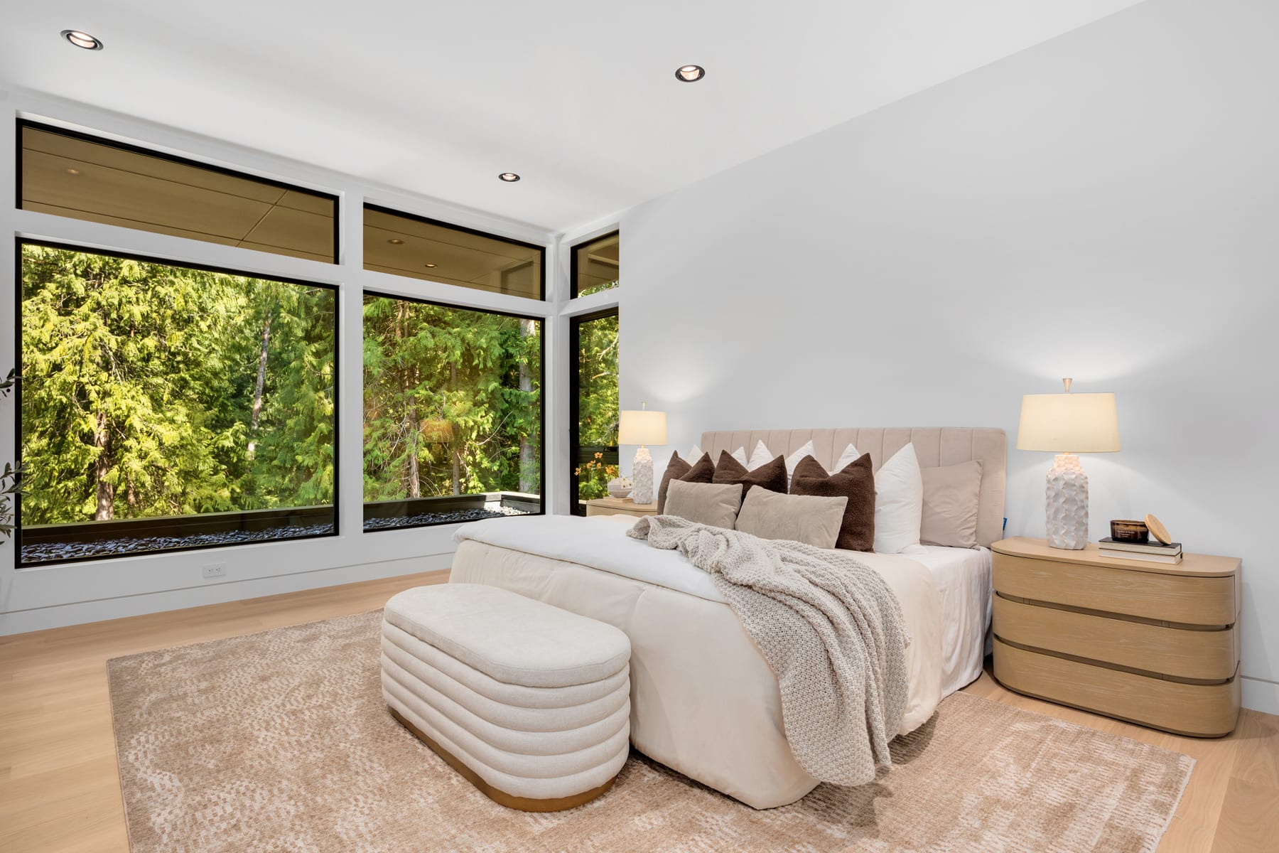 The Enclave, Grand Ridge Drive in Issaquah, gallery image 45