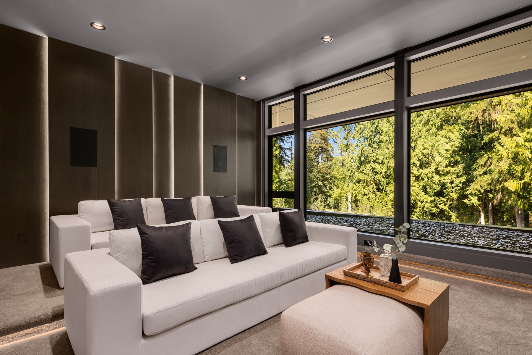 The Enclave, Grand Ridge Drive in Issaquah, gallery image 49