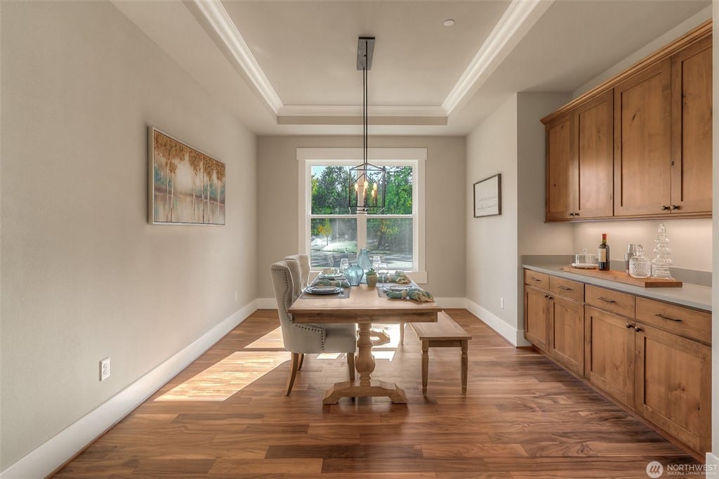 Squak Mountain Residence in Issaquah, gallery image 10