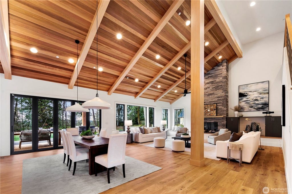 Valley Retreat in Maple Valley, gallery image 7
