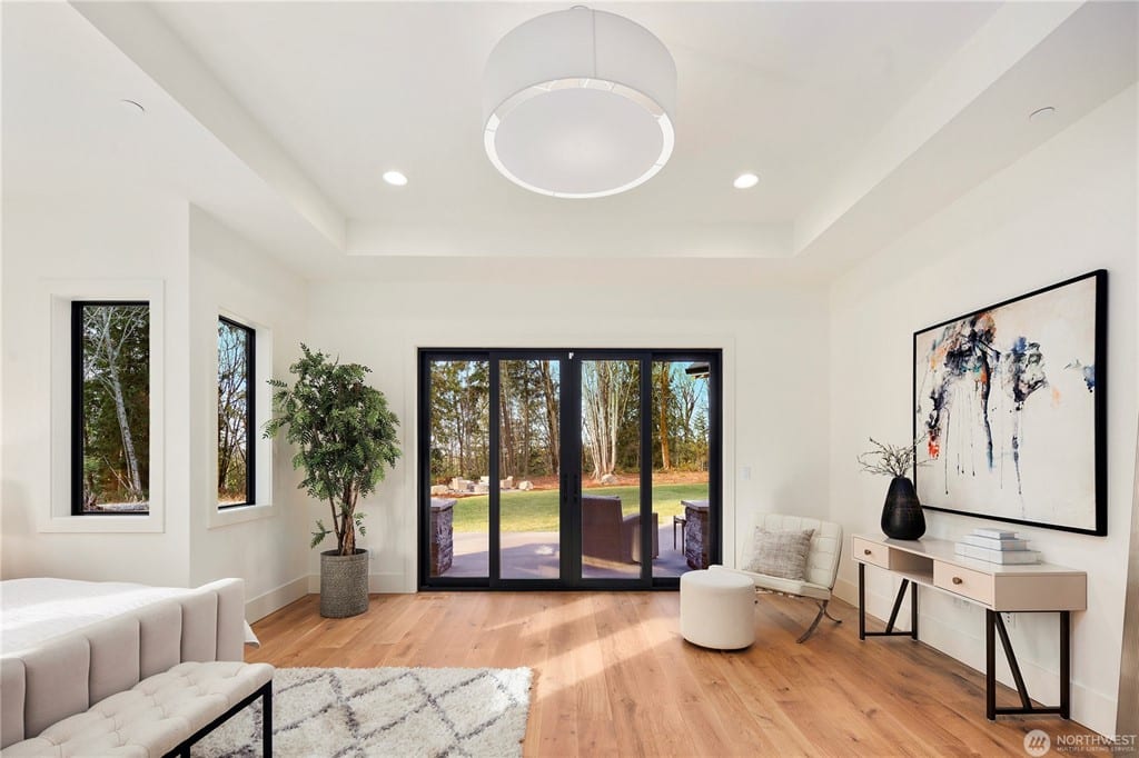 Valley Retreat in Maple Valley, gallery image 20
