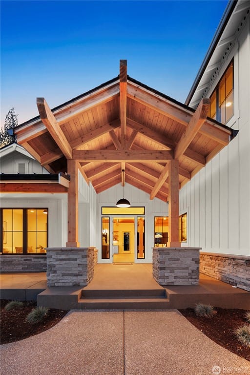 Valley Retreat in Maple Valley, gallery image 34